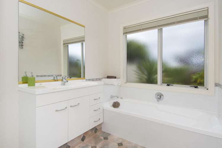 37 Manor Park Drive Pyes Pa_14