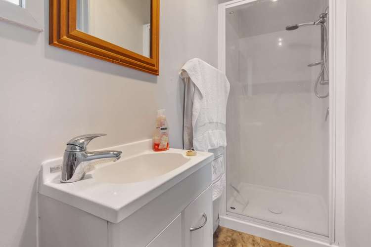 11a Island View Road Western Heights_11