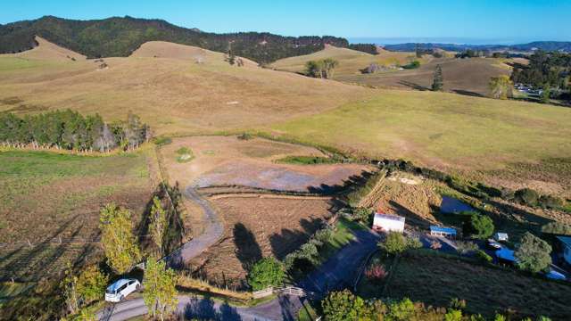 Beautiful Lifestyle Block - 17km to Kerikeri