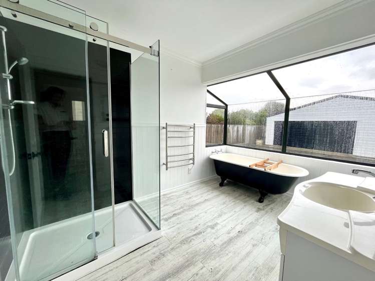 131 Port Street East Feilding_7