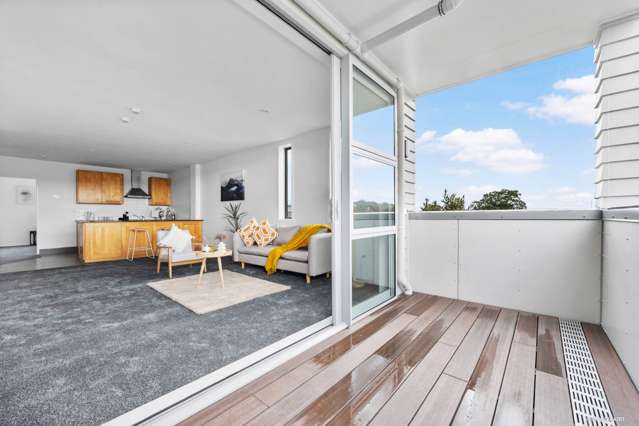 14/63 Kestev Drive Flat Bush_1