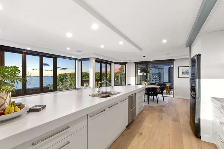 2/285 Bleakhouse Road Eastern Beach_12