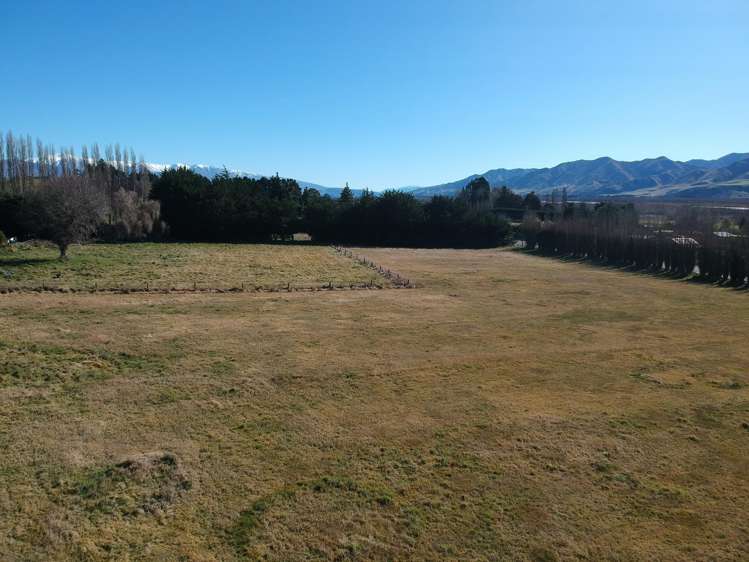 Earthquake Road Duntroon_2