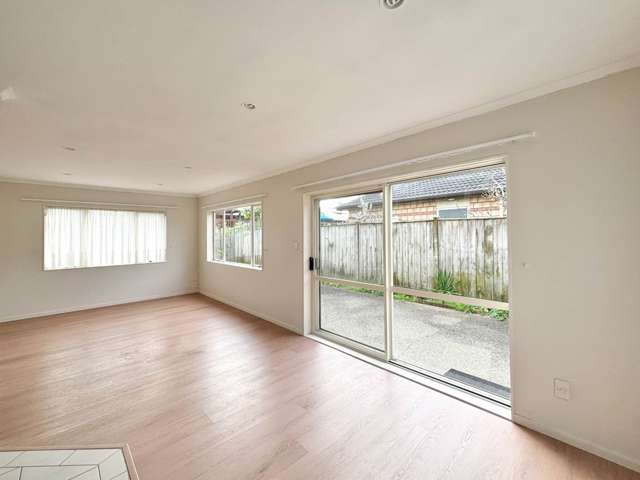 15 Kalmore Place Flat Bush_3