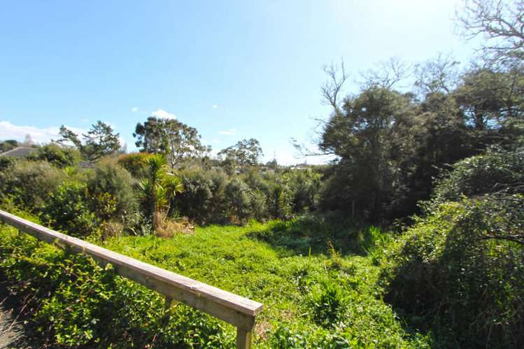 122a Glendale Road Glen Eden_9