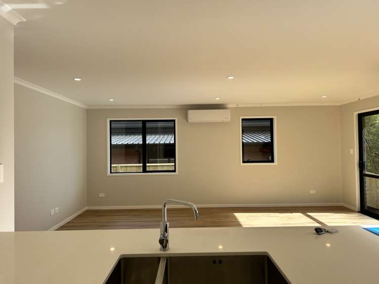 57 Anne Burton Warkworth_7