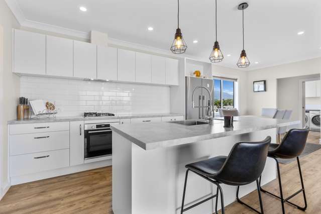 11 Leith Road Okato_3