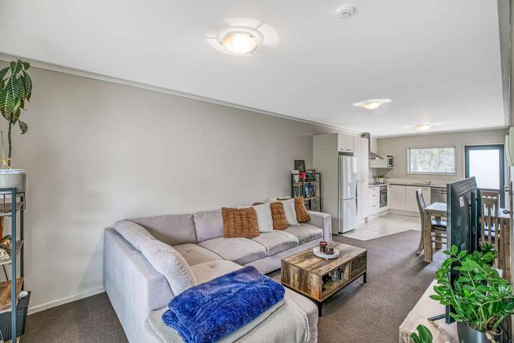 24/94 Glengarry Road Glen Eden_3