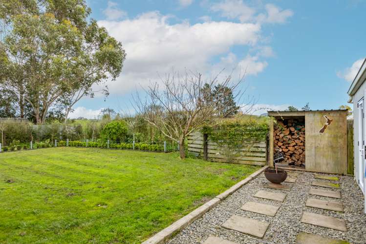 314 White Road Waipawa_19