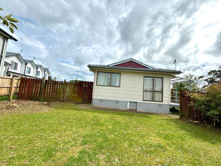 56 Sharland Avenue Manurewa_23