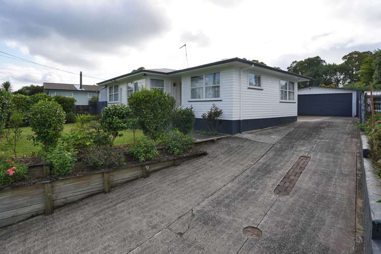 5 Manapouri Place Glenview_15