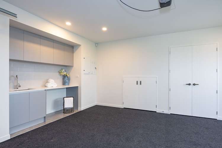 13 Spars Road Wainui_21