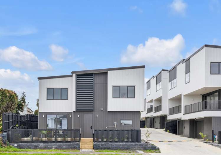 Lot 2/ 24 Great South Road Manurewa_14