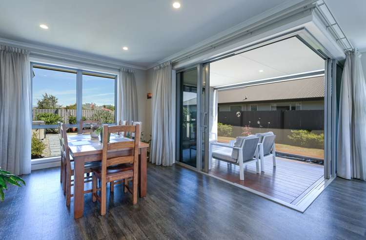 44 Curtis Street Stoke_7