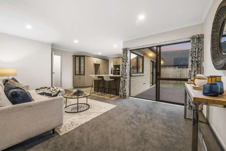 12 Duntrune Road Flat Bush_11