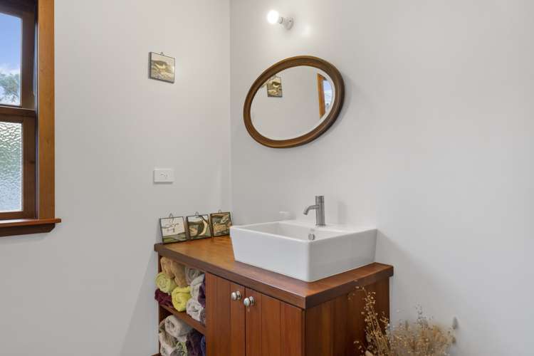 18 Oioi Street Owhango_14