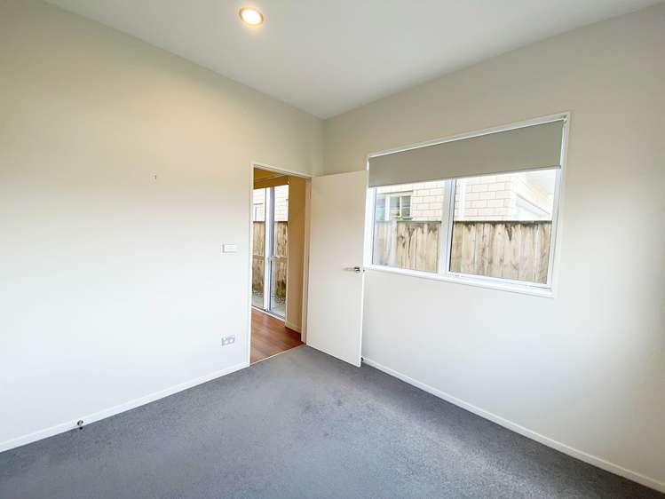 29 Castlebane Drive Flat Bush_8