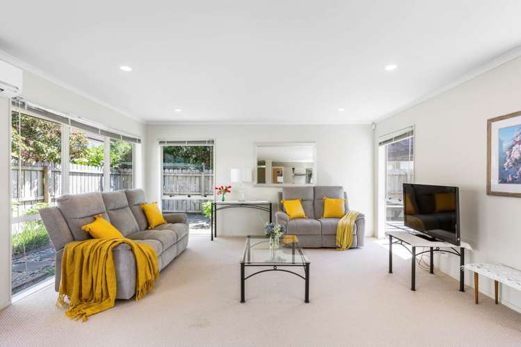 10 Sires Parkway Takanini_7