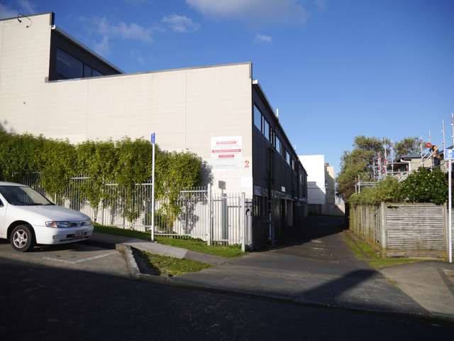 Office/Storage Space in Birkenhead