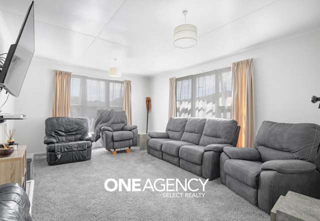 101 Waihora Crescent Waitangirua_1