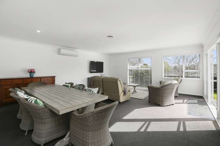 17 Tarahua Road Vogeltown_4