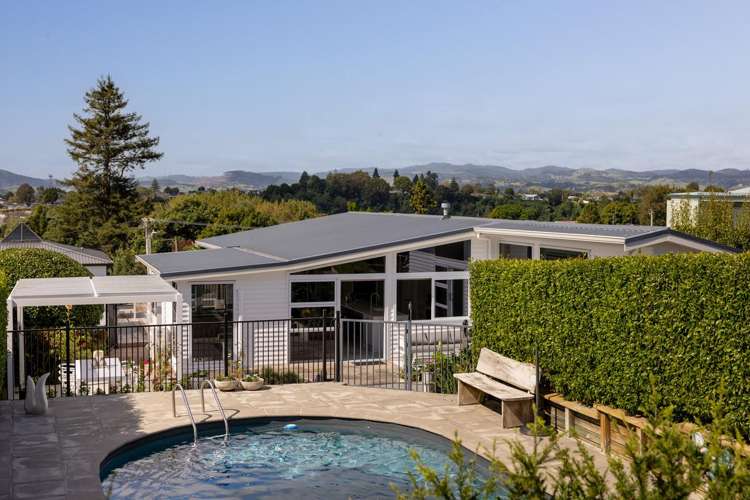 30 Churchill Road_3