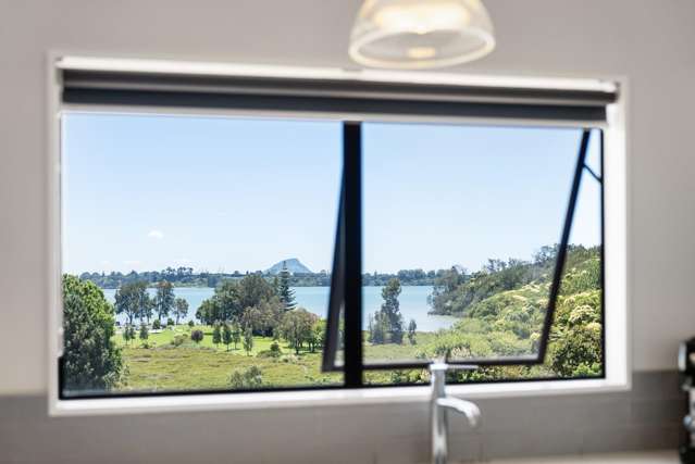 • Picture-Perfect 3 Beds, Beautiful Water Views
