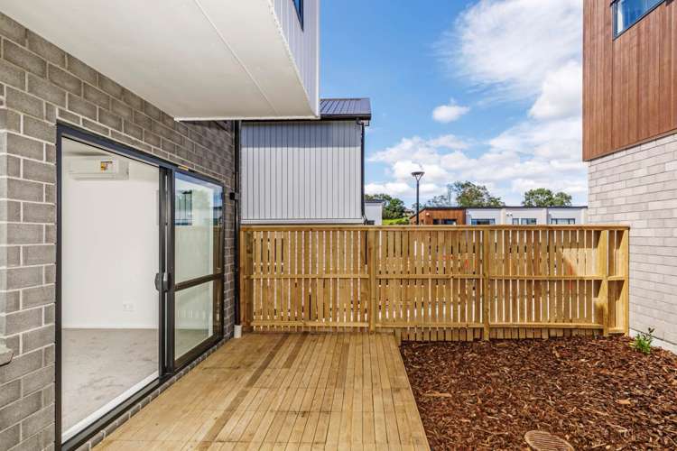 140a Tiriwa Drive Massey_12