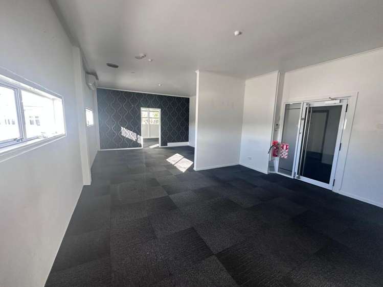 Tenancy 4/63 Devonport Road Tauranga Central_7
