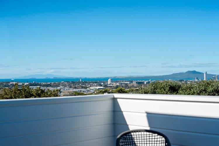 2/353 Glenfield Road Glenfield_14