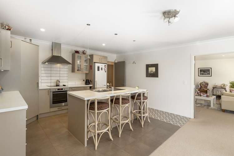 4 Easthaven Place Redwoodtown_5