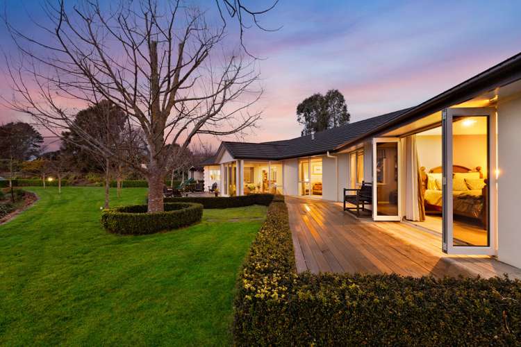 2/234 Gillard Road Ngahinapouri_20