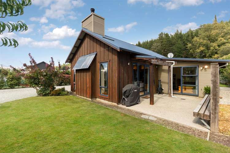 24 Kingan Road Luggate_18