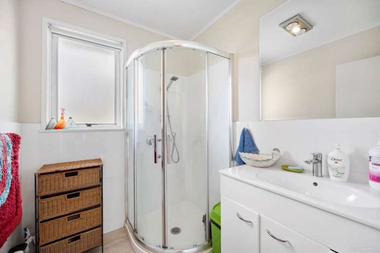 11 Karo Place Glendene_10