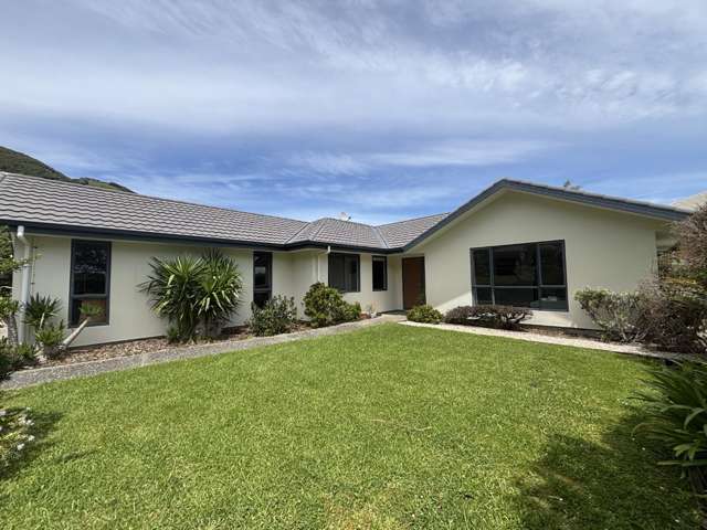 16 Farleigh Street Atawhai_1