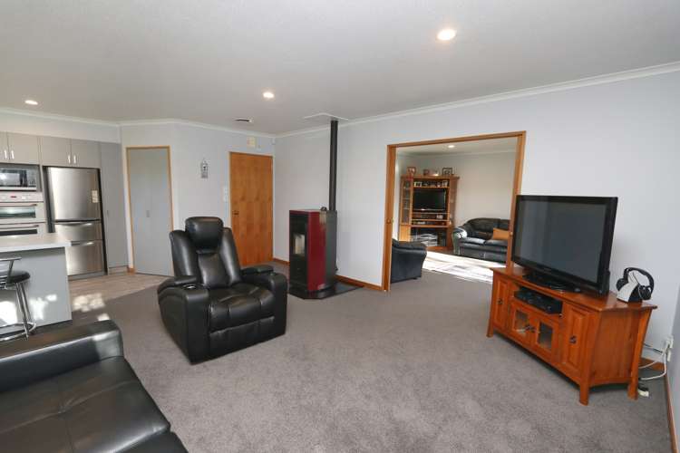 306 Beach Road East Elgin_10