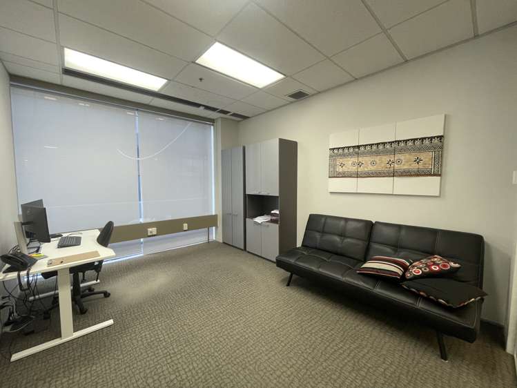 2 Osterley Way Manukau City_5