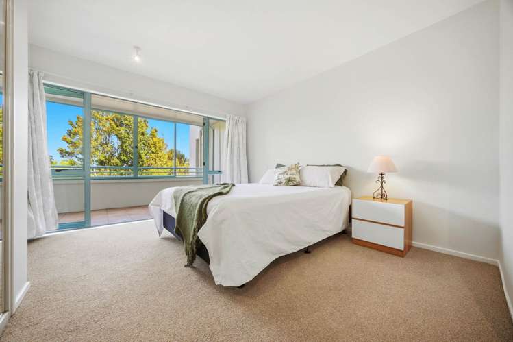 1d/221 Sunset Road Sunnynook_7