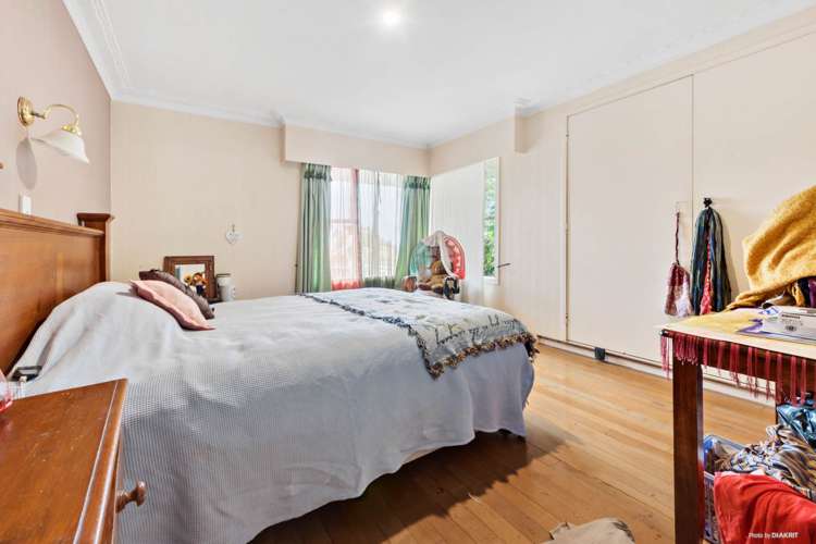 56 Tiroroa Avenue Te Atatu South_10