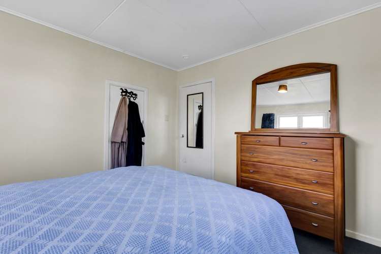 116 Broadway Waitara_5