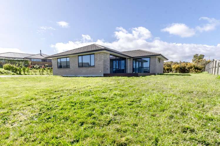 8 Holly Robinson Place Hokitika_25