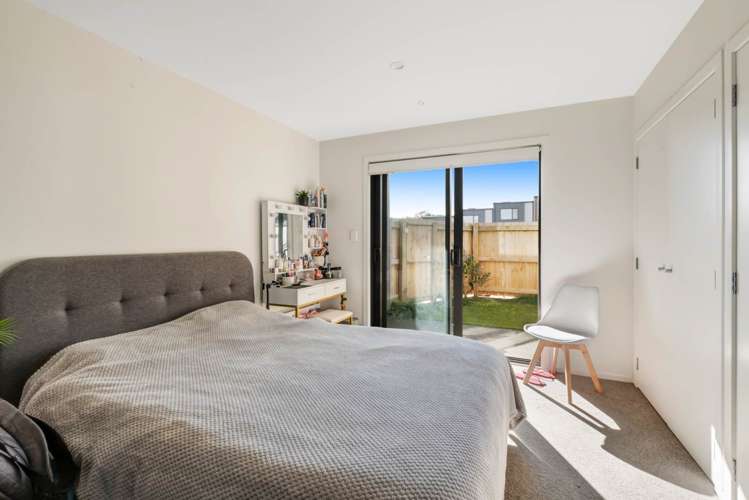 2/694 Whangaparaoa Road Stanmore Bay_9