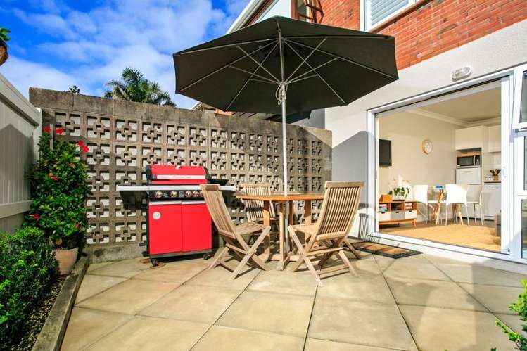 5/27 Sanders Avenue Takapuna_14