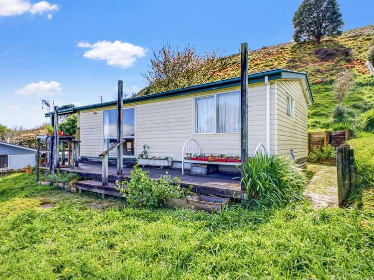 71 Oranga St Westown_28