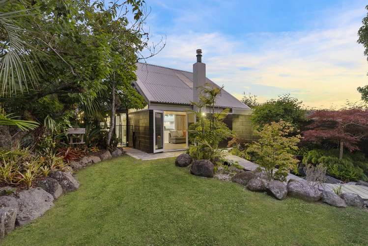 62 Holland Road Hillcrest_14