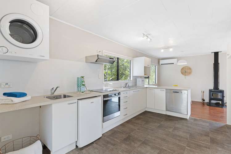 9 Kupari Place Totara Vale_6