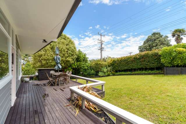 53 Doyly Drive Stanmore Bay_2