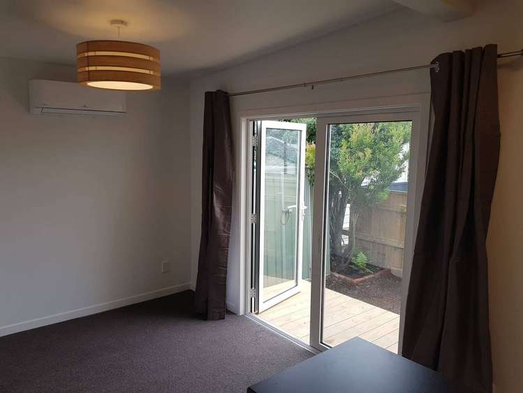 76B Russell Terrace Berhampore_3