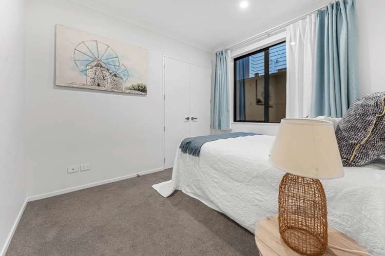 5 Hind Street Flat Bush_23