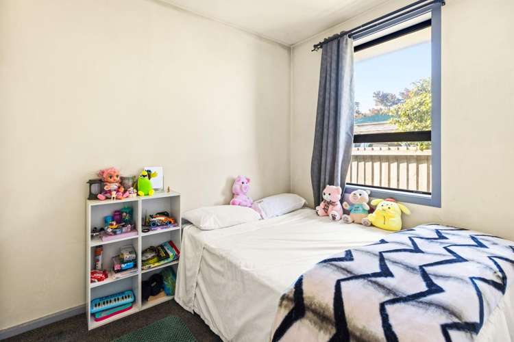 2/628 Cashel Street Linwood_7